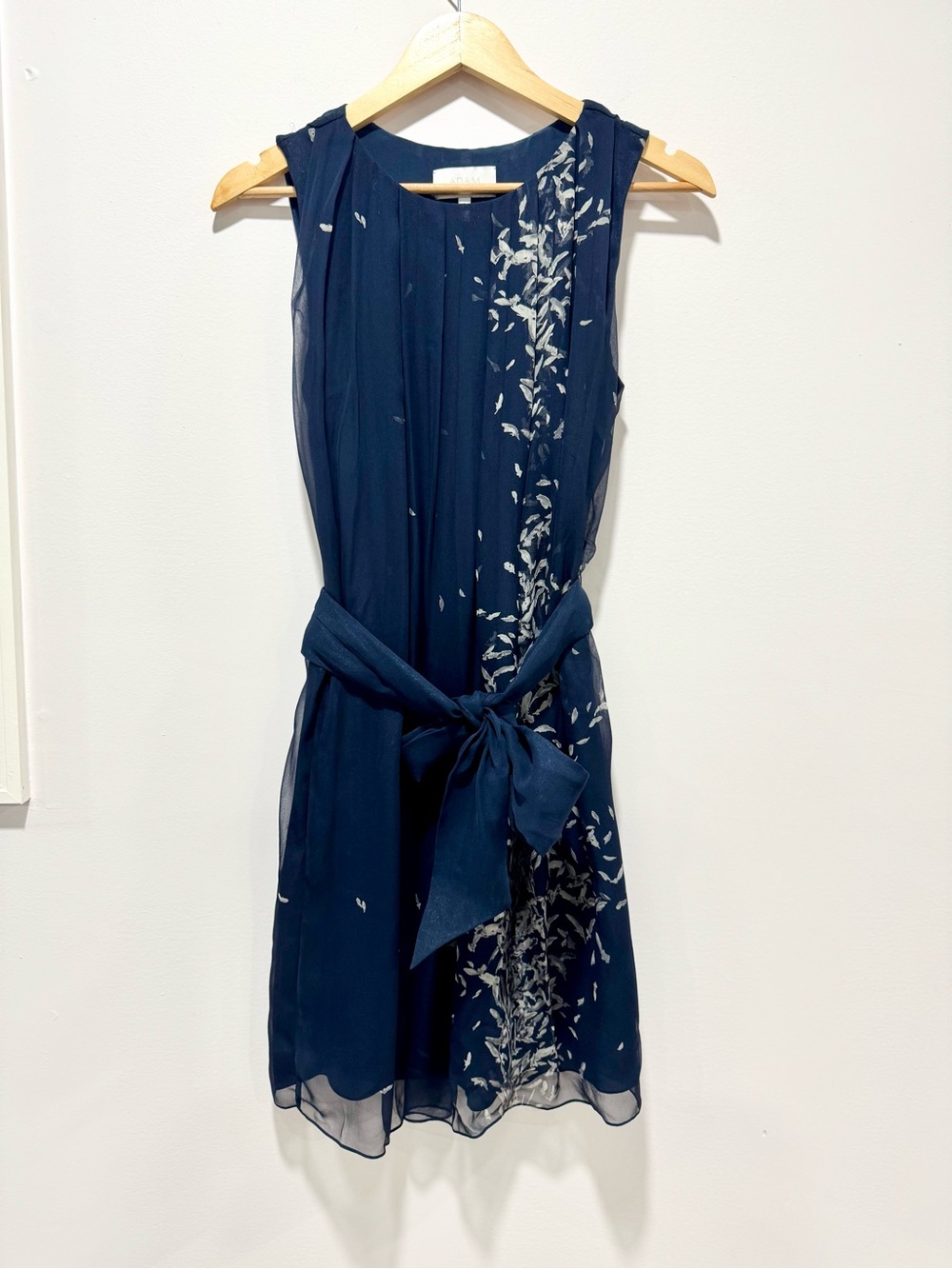 ADAM Adam Lippes 100% Silk Navy Pleated Chiffon Leaf Print Dress Belted Size 2